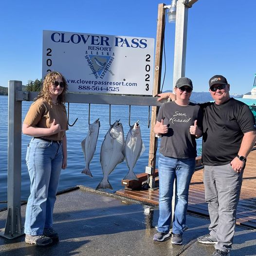 4 hours out with Captain Drew caught this trio a limit of Halibut!  Way to go!!
…