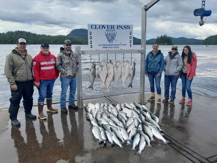 Another fantastic day loading up on fish with Captain Murray for this group of r…