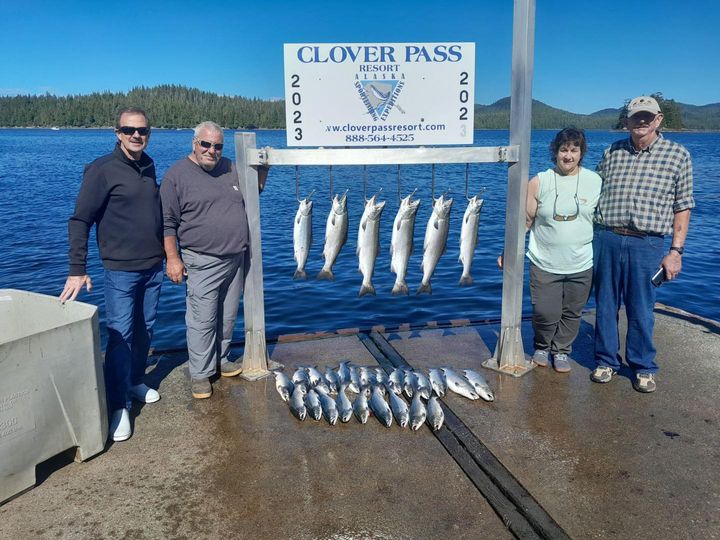 4 hours out with Captain Murray this morning loaded this group up with salmon!!
…